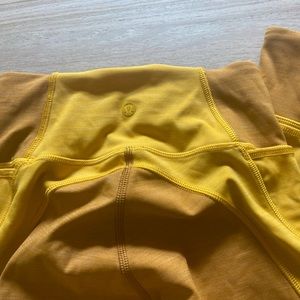 Mustard yellow/heathered lululemon legging. Size 2. No pilling either!
